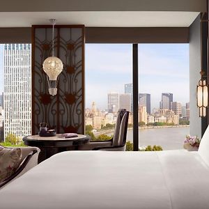Shanghai Bund View Room